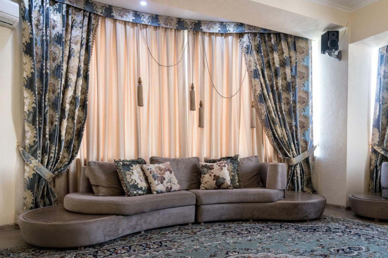 Spacious&cozy apartment in Bishkek center Zewnętrze zdjęcie